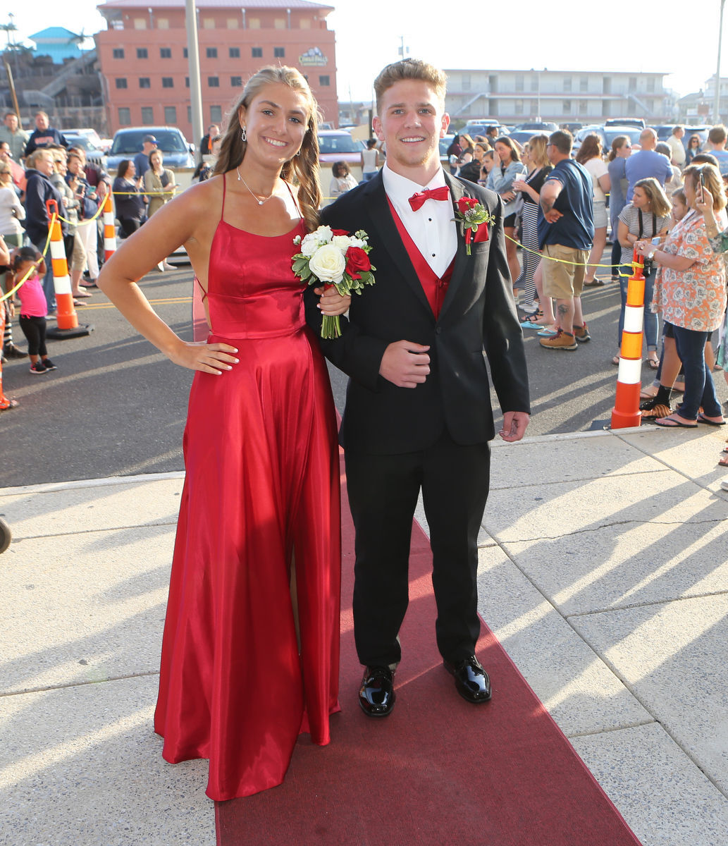 051819_gal_middletwp150.JPG
